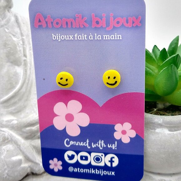 Handmade small yellow polymer clay earrings. Boucles d'oreilles fait à la main - Picture 2 of 8